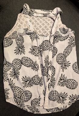 White Pineapple Sleeveless Button-up Blouse Size Small